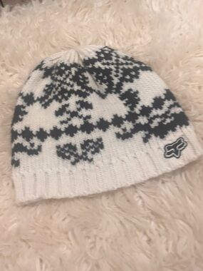 Fox Racing White and Black Wool Knit Beanie